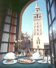 restaurantes y alojamientos en apartamentos  Sevilla